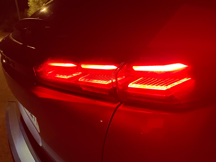 NP PEUGEOT 2008 NP PROFI LUPE NEARLY PERFECT