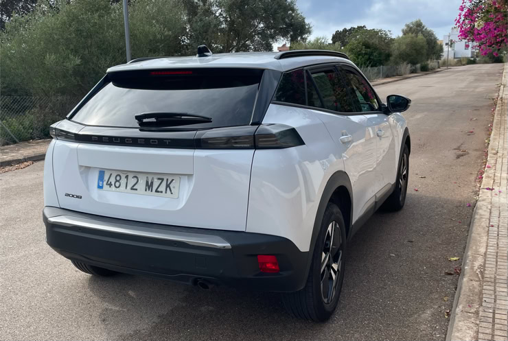 NP PEUGEOT 2008 NP PROFI LUPE NEARLY PERFECT