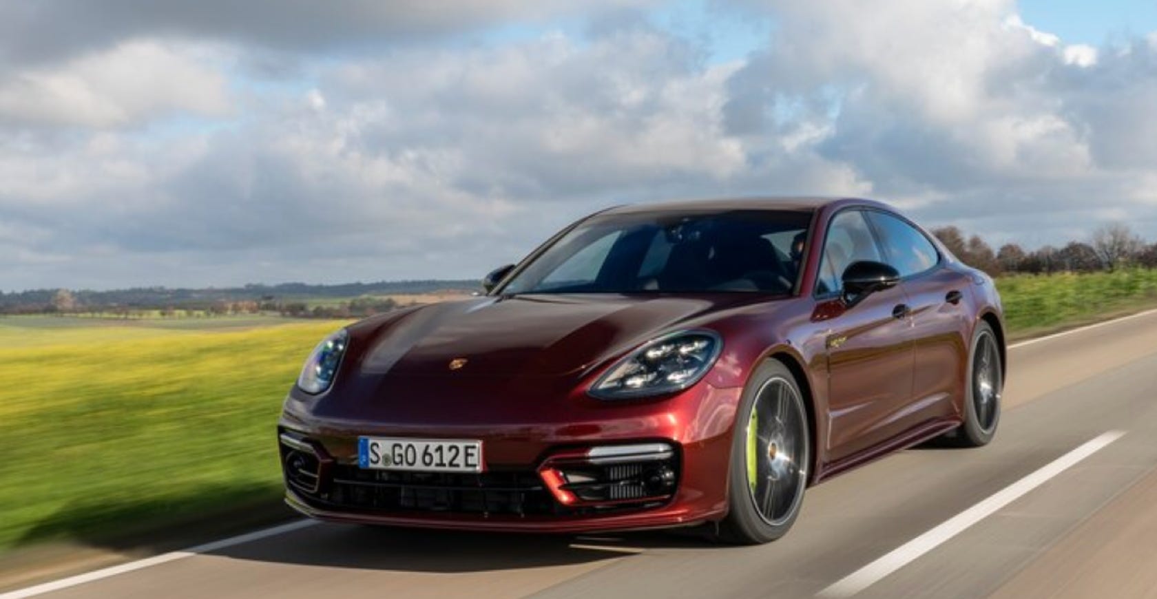 NP_NOGO_NEARLY_PERFECT_NOGO_PORSCHE_PANAMERA